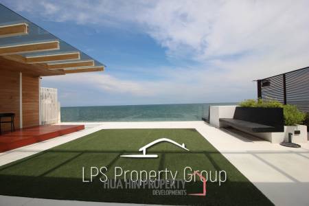Absolute Beachfront - Modern Design 6 Bedroom Villa