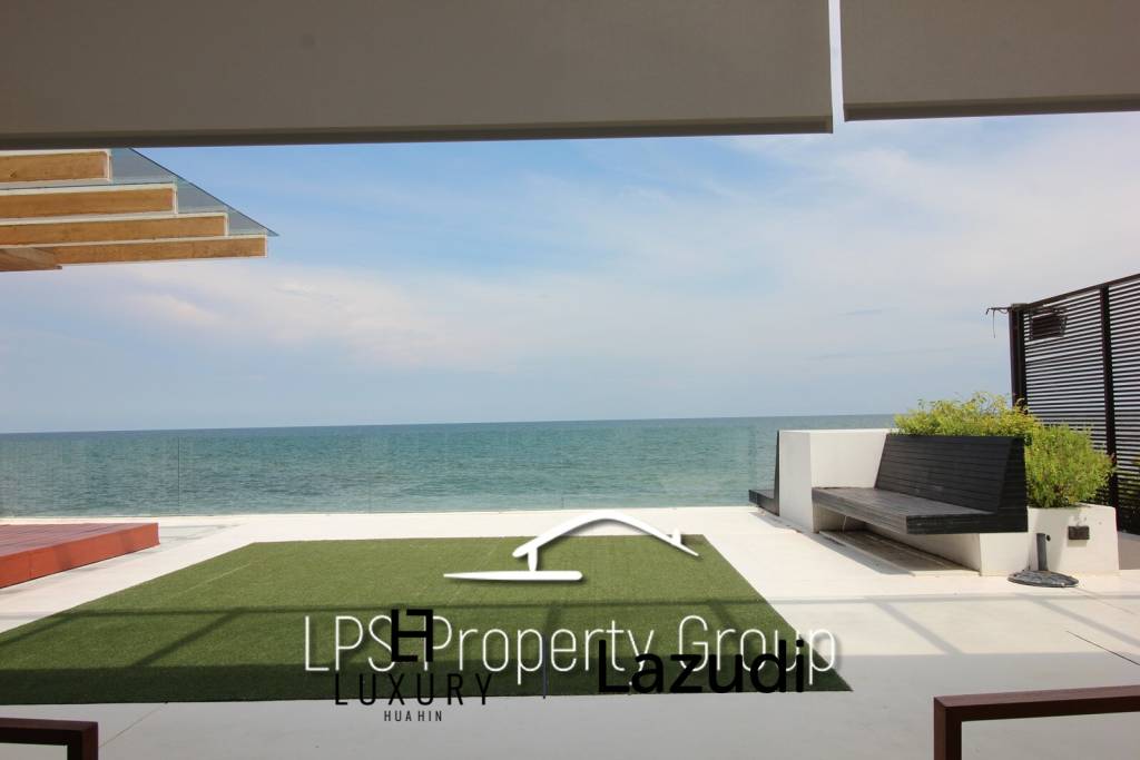 Absolute Beachfront - Modern Design 6 Bedroom Villa