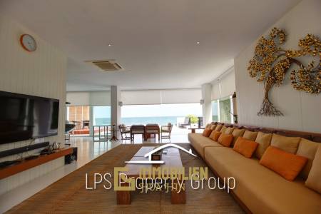 Direkt am Meer - modern gestaltete Villa mit 6 Schlafzimmern
