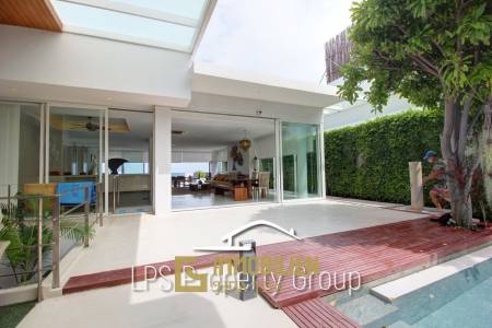 Direkt am Meer - modern gestaltete Villa mit 6 Schlafzimmern