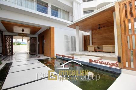 Direkt am Meer - modern gestaltete Villa mit 6 Schlafzimmern