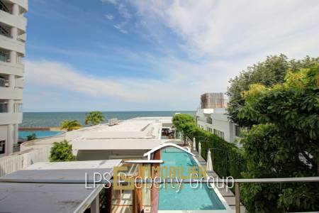 Direkt am Meer - modern gestaltete Villa mit 6 Schlafzimmern