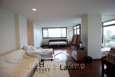1 Bedroom Beach Front Condo at Huahin Garden Beach