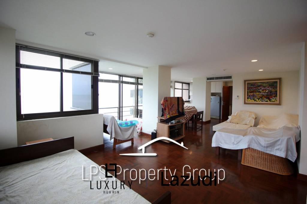 1 Bedroom Beach Front Condo at Huahin Garden Beach