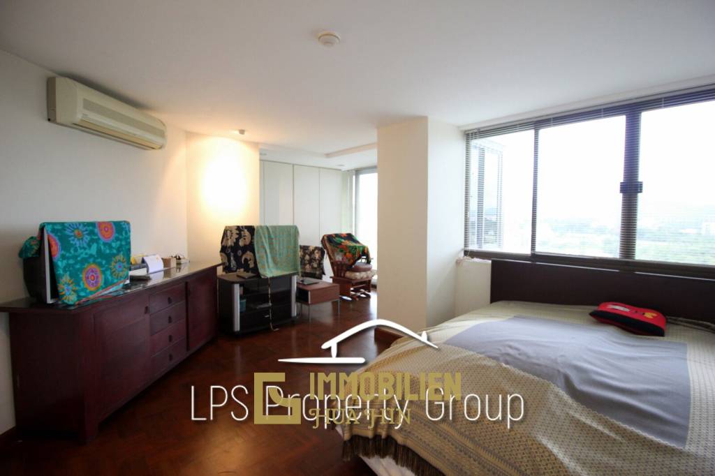 1 Bedroom Beach Front Condo at Huahin Garden Beach