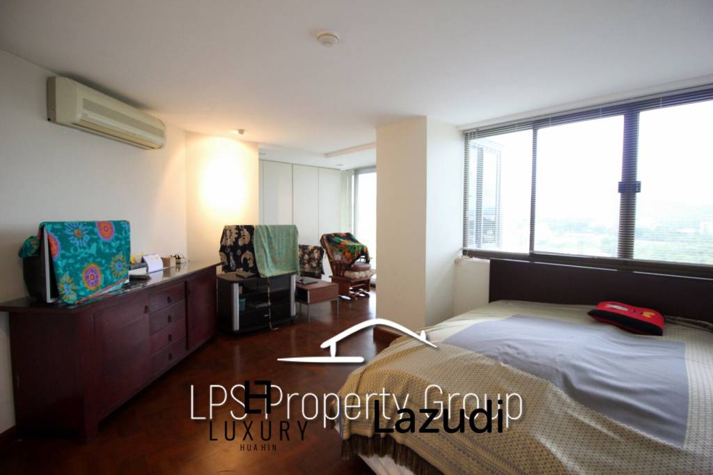 1 Bedroom Beach Front Condo at Huahin Garden Beach