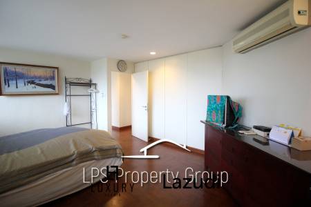1 Bedroom Beach Front Condo at Huahin Garden Beach