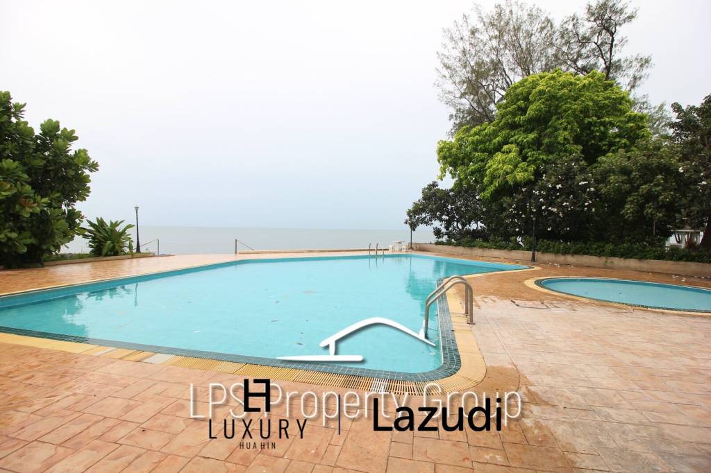 1 Bedroom Beach Front Condo at Huahin Garden Beach