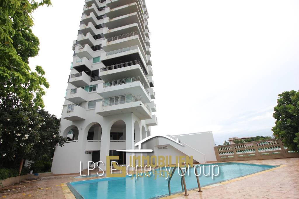1 Bedroom Beach Front Condo at Huahin Garden Beach