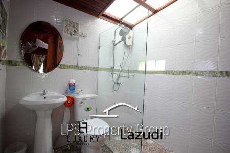 3,400 metro cuadrado 12 ` 12 Baño Oficina de Venta