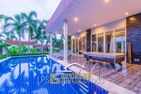 Moderne 4 Schlafzimmer Pool Villa