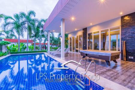 Modern 4 Bedroom Pool Villa