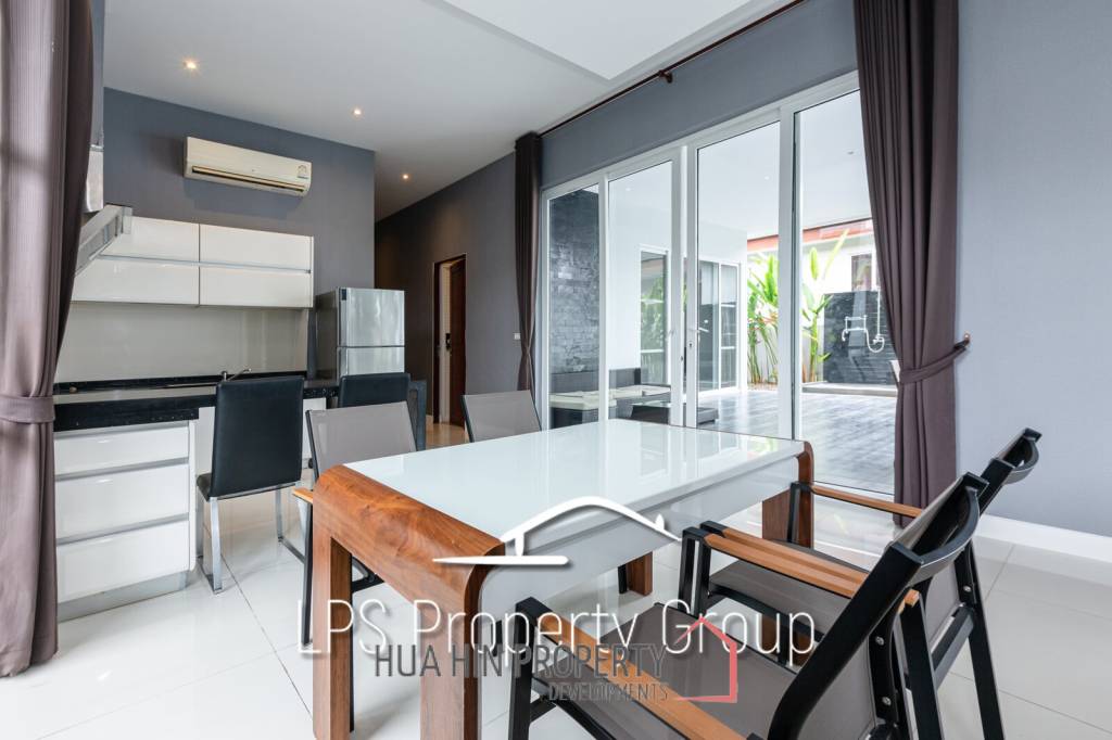 Modern 4 Bedroom Pool Villa