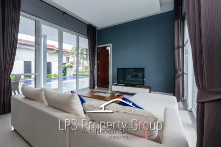 Modern 4 Bedroom Pool Villa