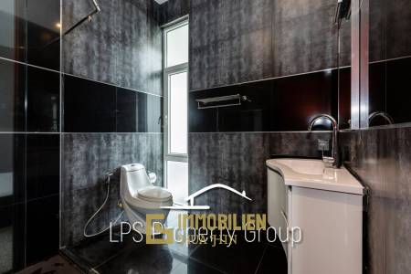 Moderne 4 Schlafzimmer Pool Villa