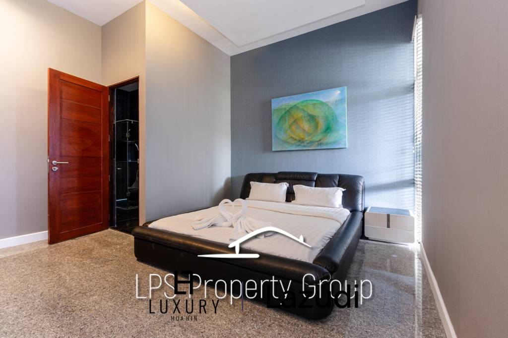 Modern 4 Bedroom Pool Villa