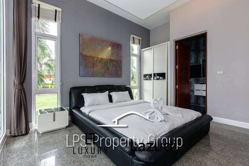 Modern 4 Bedroom Pool Villa