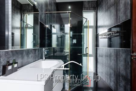 Modern 4 Bedroom Pool Villa