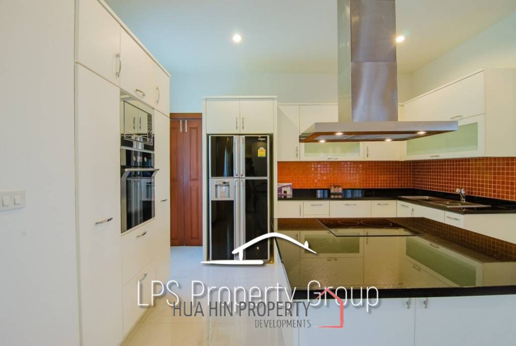 Luxury Bali Style 4 Bedroom Pool Villa