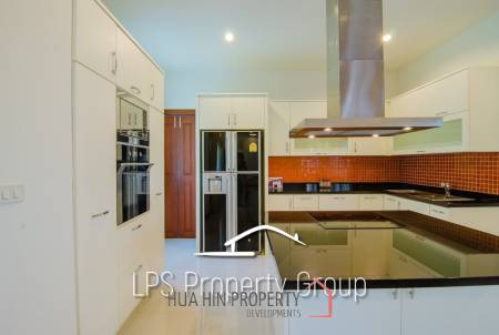 Luxury Bali Style 4 Bedroom Pool Villa