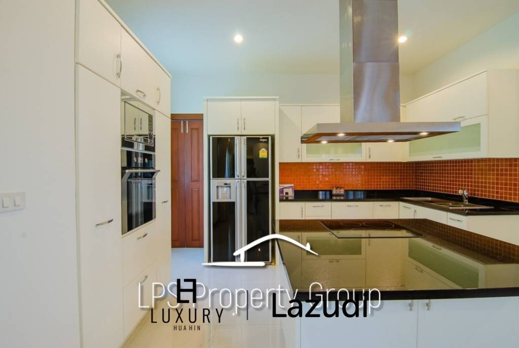 Luxury Bali Style 4 Bedroom Pool Villa