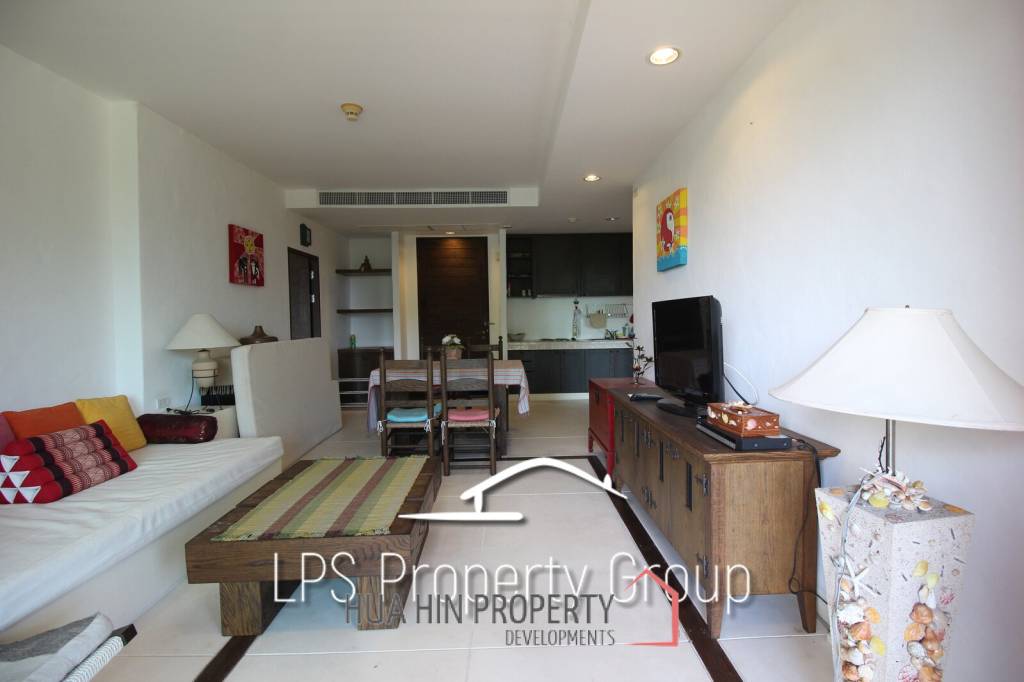 2 Bedroom Beach Front Condo at Las Tortugas