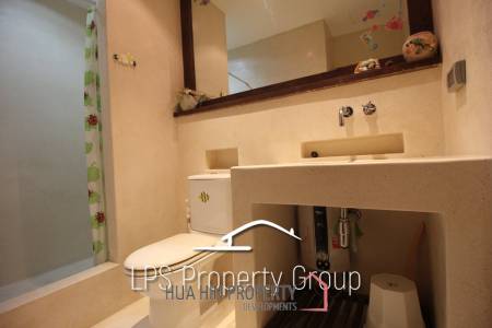 2 Bedroom Beach Front Condo at Las Tortugas