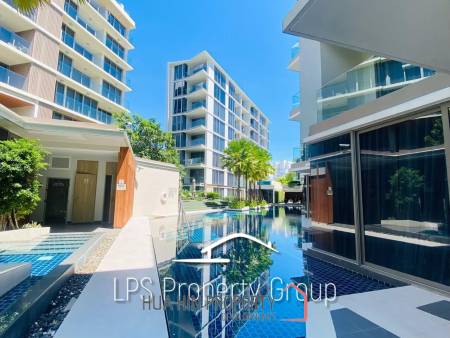Brand New 2 Bedroom Condo 150m To The Beach