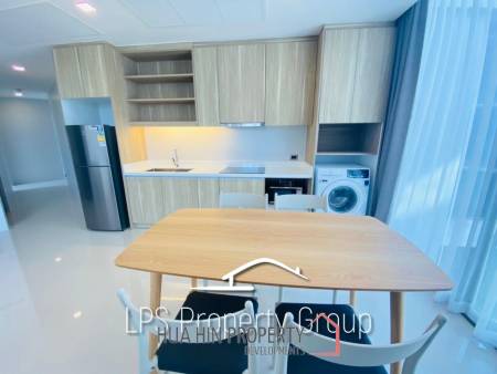 Brand New 2 Bedroom Condo 150m To The Beach