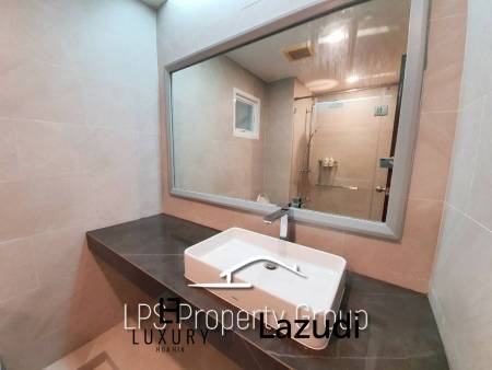 2 Bed Condo Very Close to Central Hua Hin