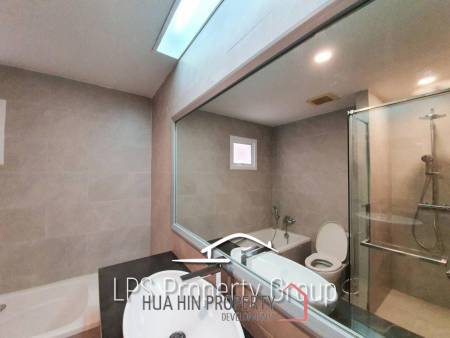 2 Bed Condo Very Close to Central Hua Hin