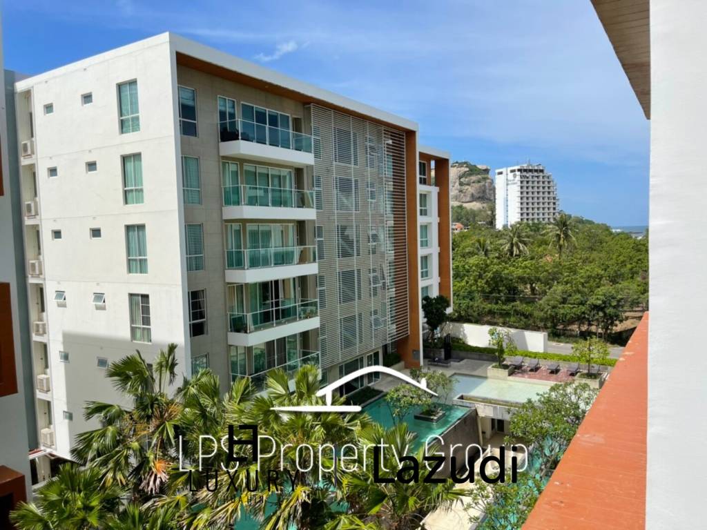 2 Bedroom Condo Walking Distance To The Beach