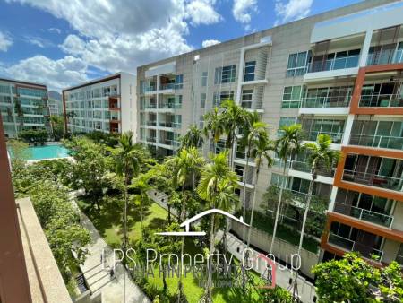 2 Bedroom Condo Walking Distance To The Beach