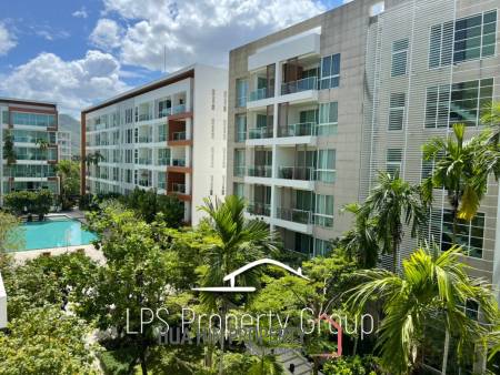 2 Bedroom Condo Walking Distance To The Beach