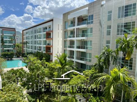 2 Bedroom Condo Walking Distance To The Beach
