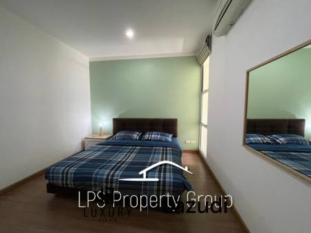 2 Bedroom Condo Walking Distance To The Beach