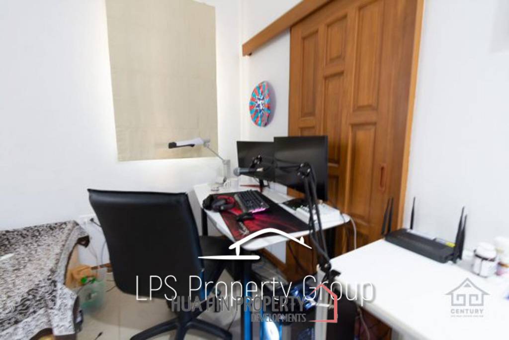Modified 3 or 4 Bed, Quality Pool Villa