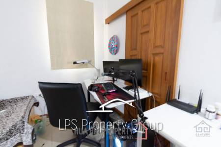 Modified 3 or 4 Bed, Quality Pool Villa