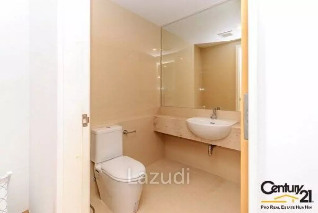 2 Bed Condo in Khao Takiab
