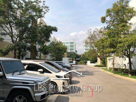 Luxury 2 Bed Condo in one of the most exclusive developments in Hua Hin