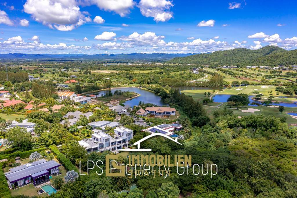 Baan Ing Phu: Luxury Condo Close To Black Mountain