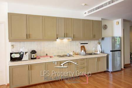 Amazing 4 Bed, Absolute Beachfront Condo in Khoa Tao