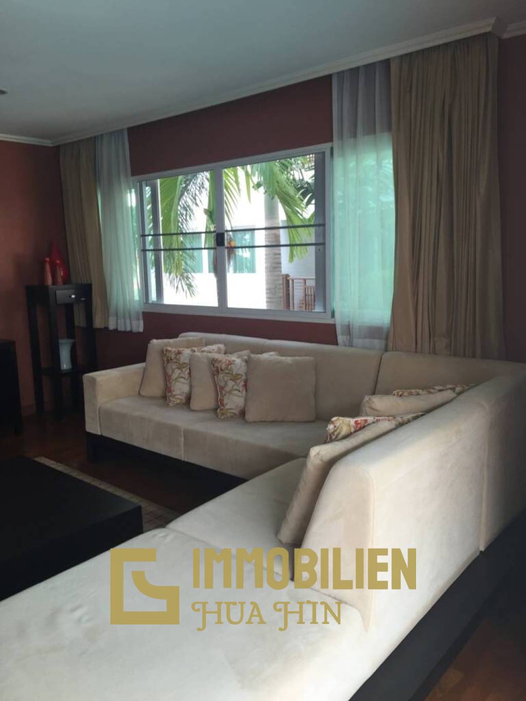 1 Bed, Low Rise Condominium with Sea View