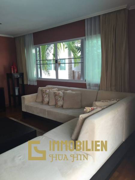 1 Bed, Low Rise Condominium with Sea View