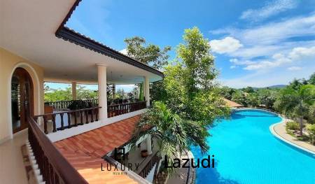 Stunning 11 Bed Mansion in West Hua Hin