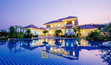 Große Pool Villa im Baan Silasa in Hua Hin zum Verkauf