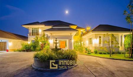 Große Pool Villa im Baan Silasa in Hua Hin zum Verkauf