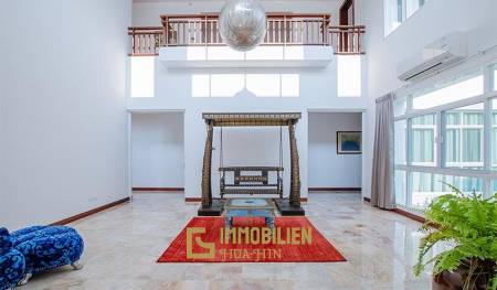 Große Pool Villa im Baan Silasa in Hua Hin zum Verkauf