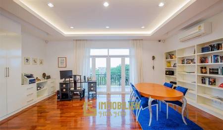Große Pool Villa im Baan Silasa in Hua Hin zum Verkauf