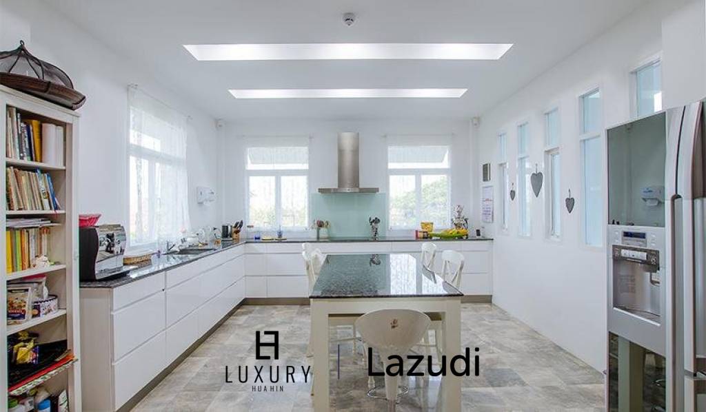 Large Pool Villa For Sale at Baan Silasa in Hua Hin